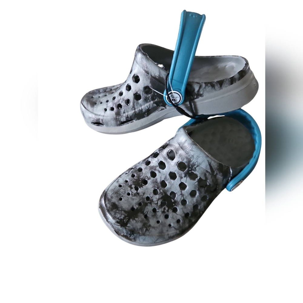 Joybees Size 10 / 11 New Kids Black and Gray Clogs Water Shoes‎
